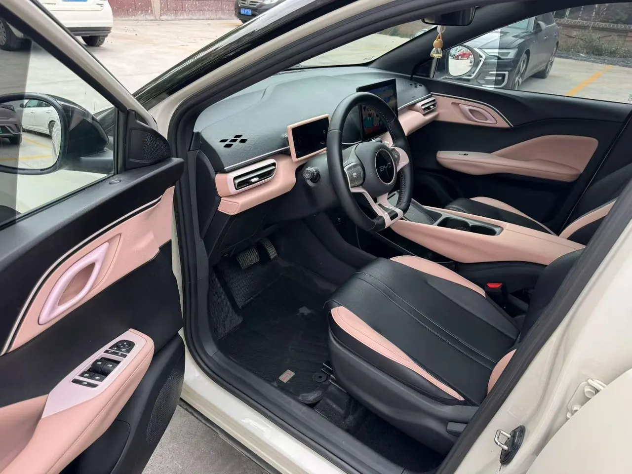 BYD 2024 Seagull Glory 305km Free Automatic Gear 4