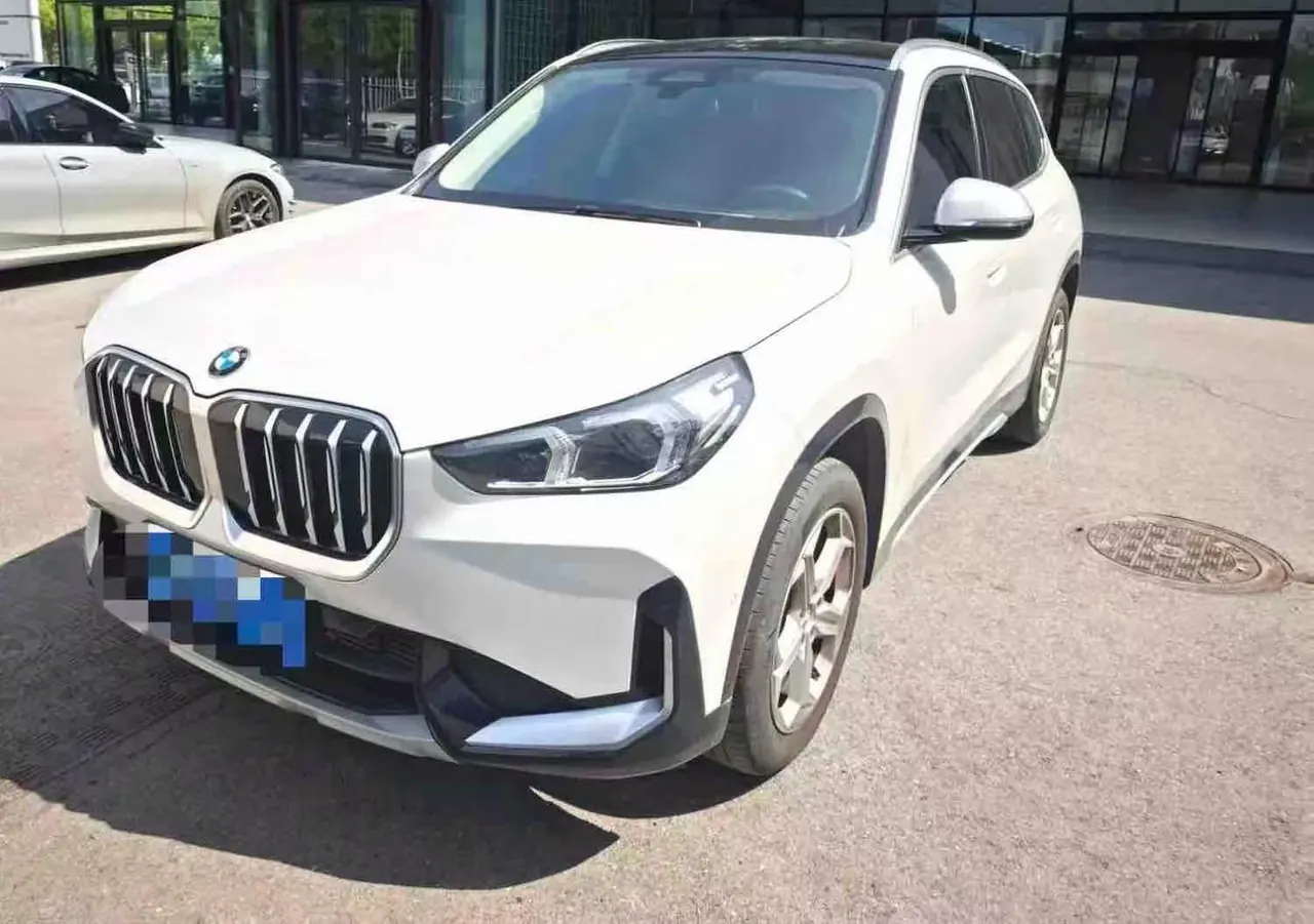 Open image lightbox: BMW 2023 X1 sDrive20Li 1.5T X Design Package Automatic Transmission