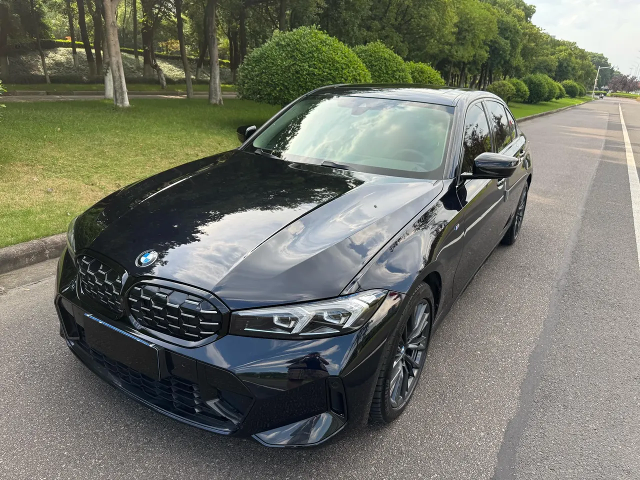 BMW 3 Series 2024 325Li 2.0T M Sports Obsidian Night Suit Automatic Gear - View 1