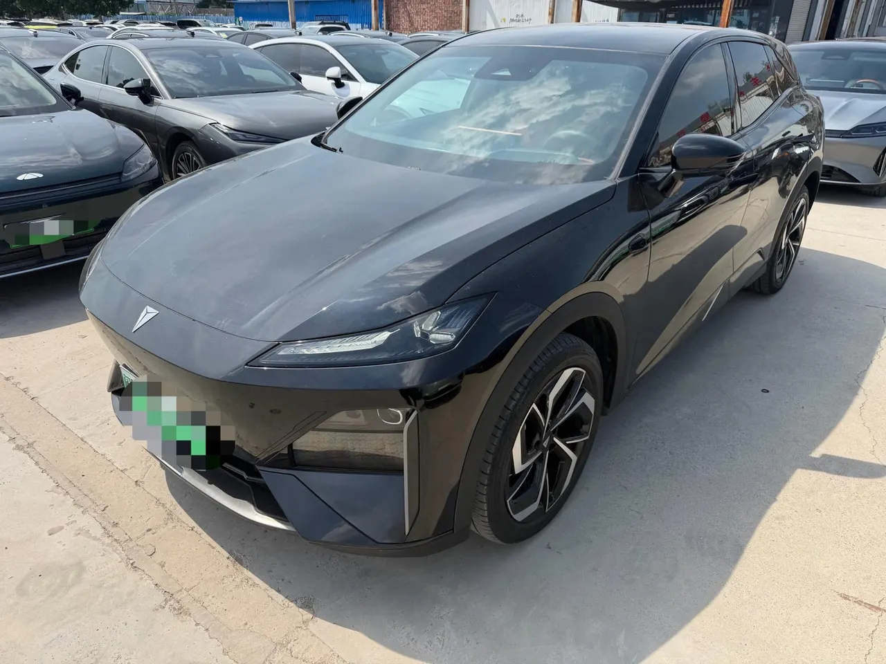 Открыть галерею: ChangAn Deepal 2024 S 07 215Max Dry Kun Zhijia ADS SE Range-extended Automatic Gear