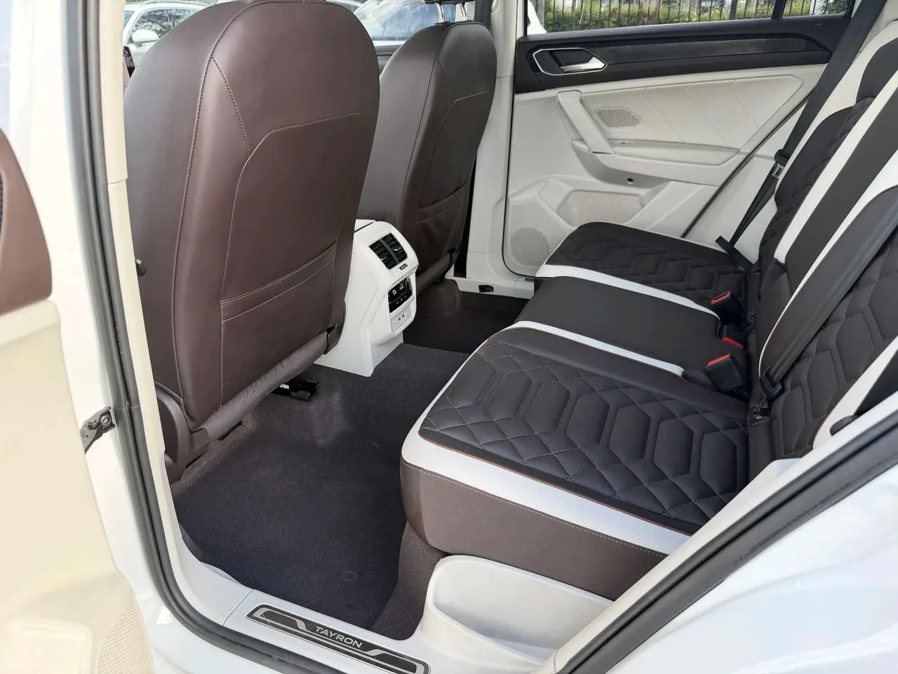 Volkswagen 2023 Tanyue 1.4TSI 280TSI Two-Drive Luxury Plus Advanced Edition Automatic Gear 12