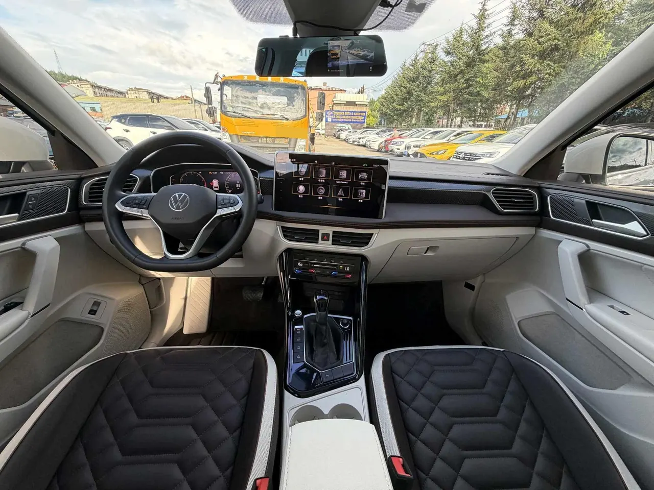 Volkswagen 2023 Tanyue 1.4TSI 280TSI Two-Drive Luxury Plus Advanced Edition Automatic Gear 9