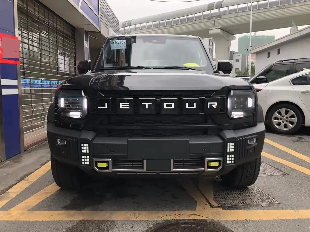Jetour 2023 Traveler 2.0T 4WD Crossing PRO Automatic Gear 2