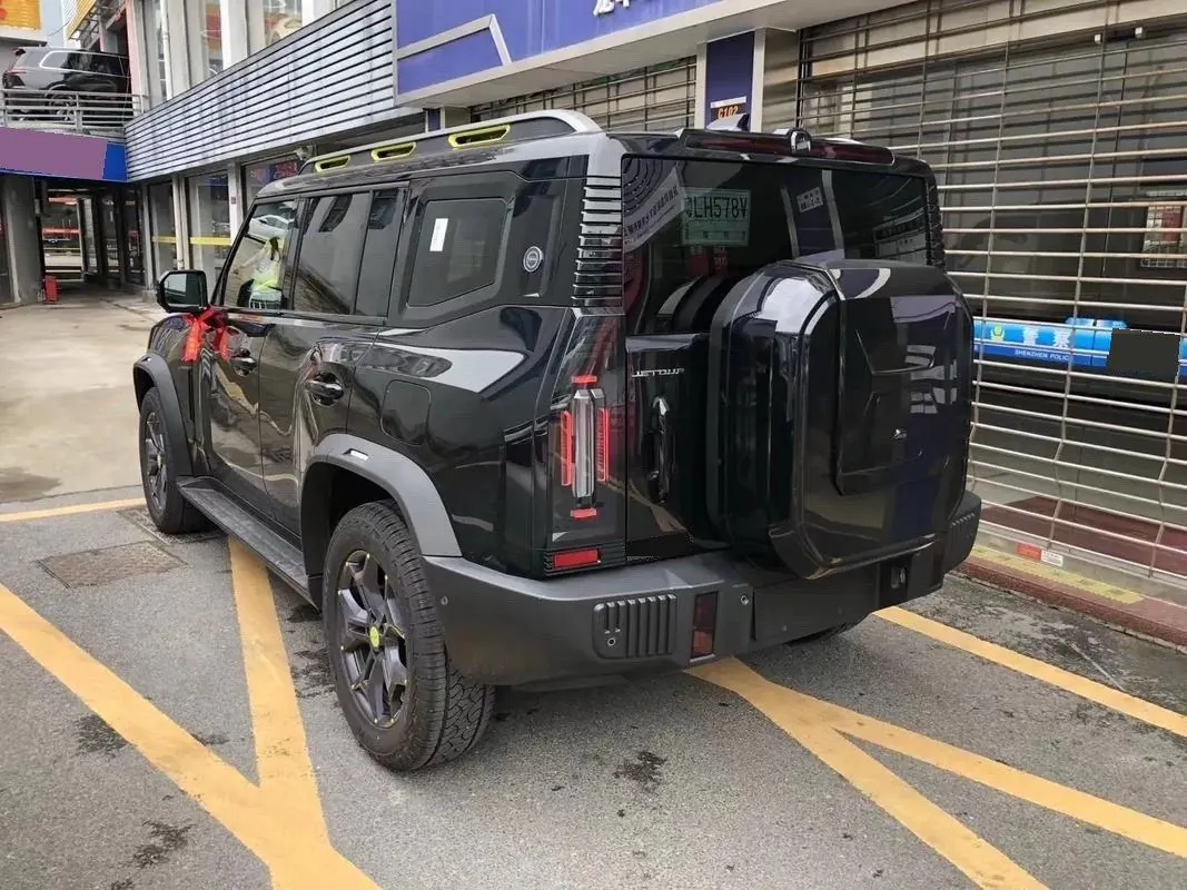 Jetour 2023 Traveler 2.0T 4WD Crossing PRO Automatic Gear 4