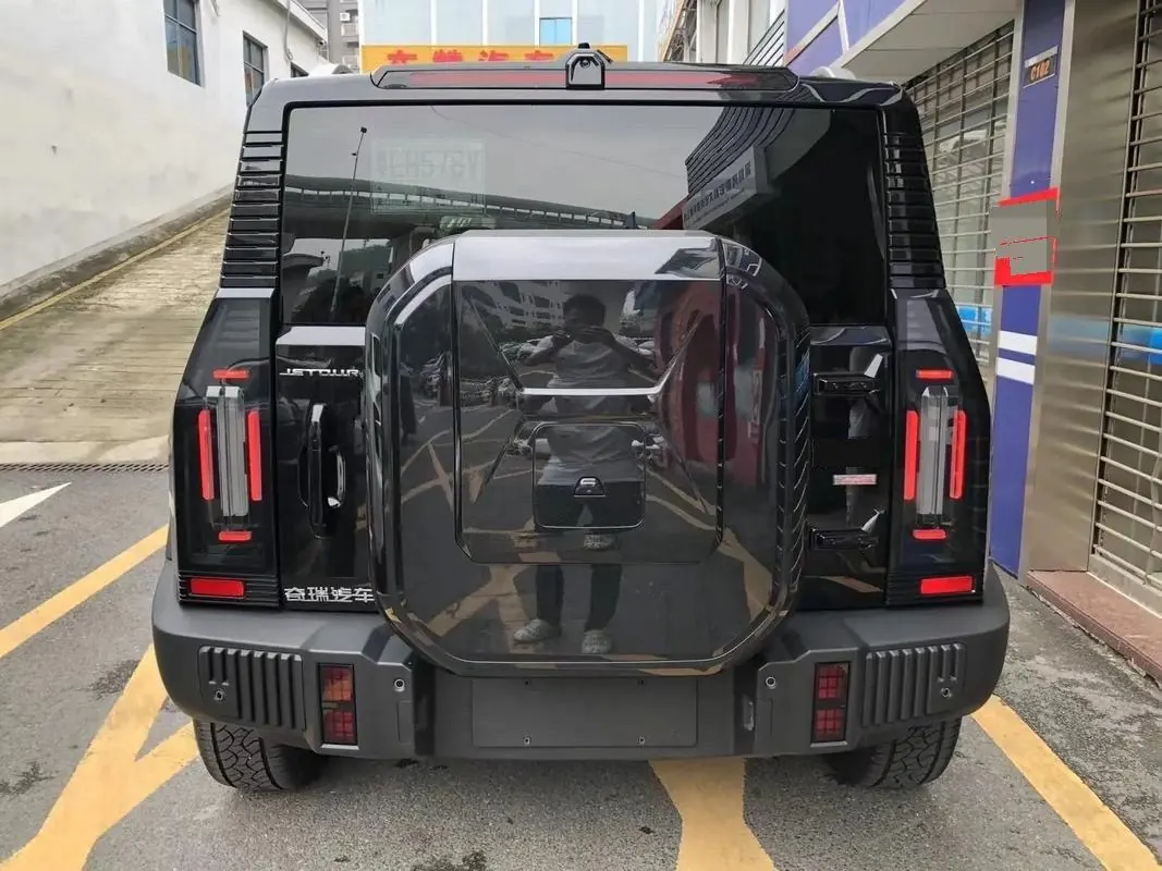 Jetour 2023 Traveler 2.0T 4WD Crossing PRO Automatic Gear 5