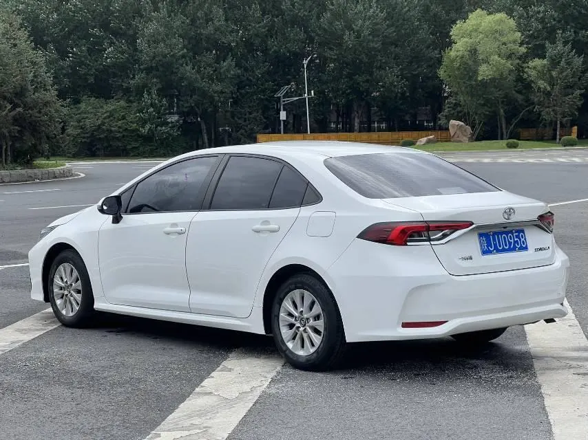 Toyota 2021 Corolla 1.5 Stepless Elite Edition Automatic Transmission 4