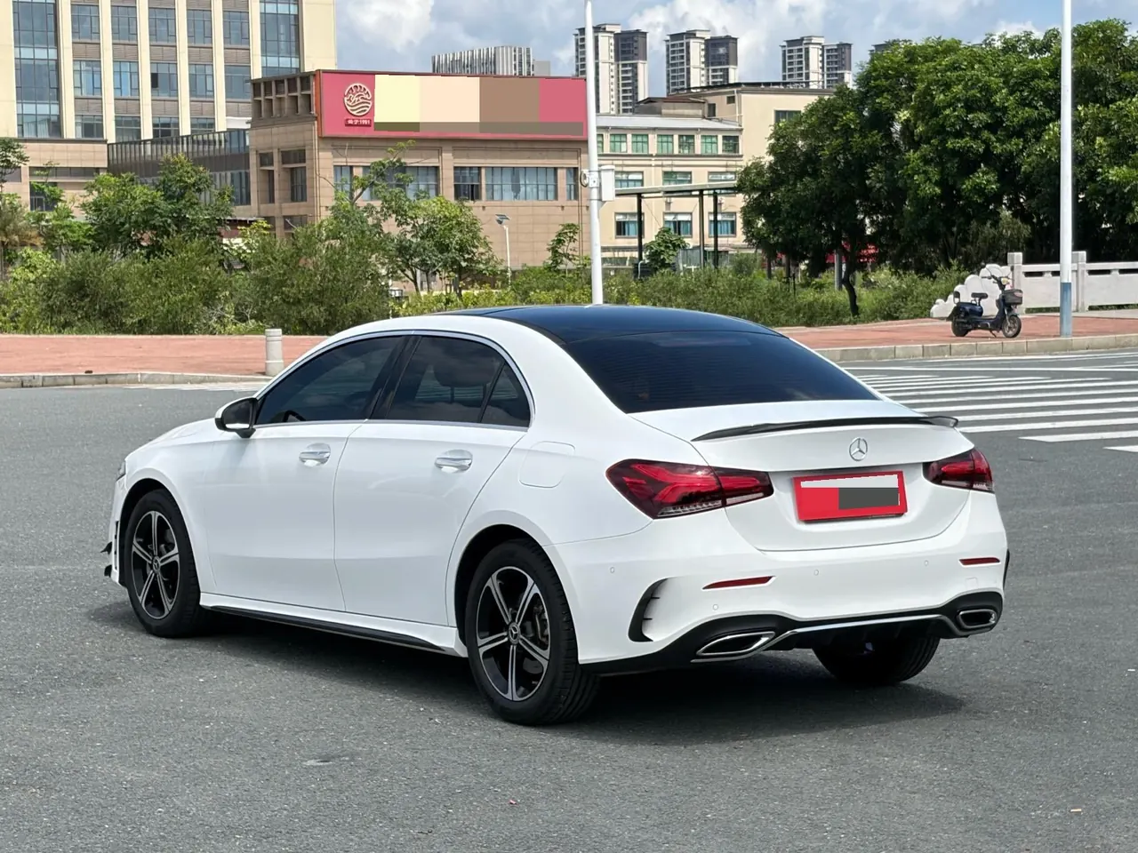 Mercedes Benz Class A 2022 A 200 L 1.3T Fashion (Change 3) Automatic 9