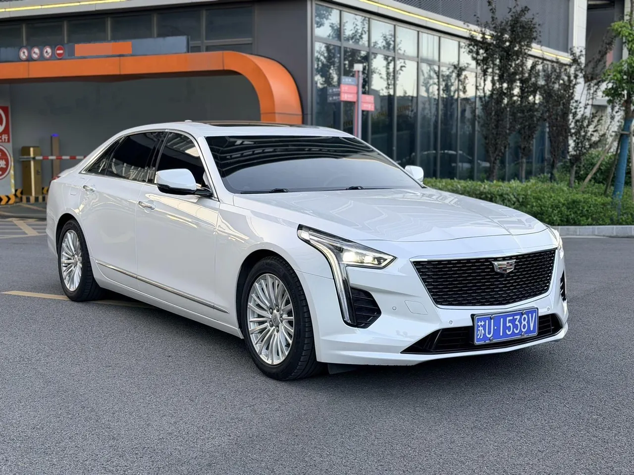 Cadillac 2022 CT6 2.0T 28T luxury automatic gear 7