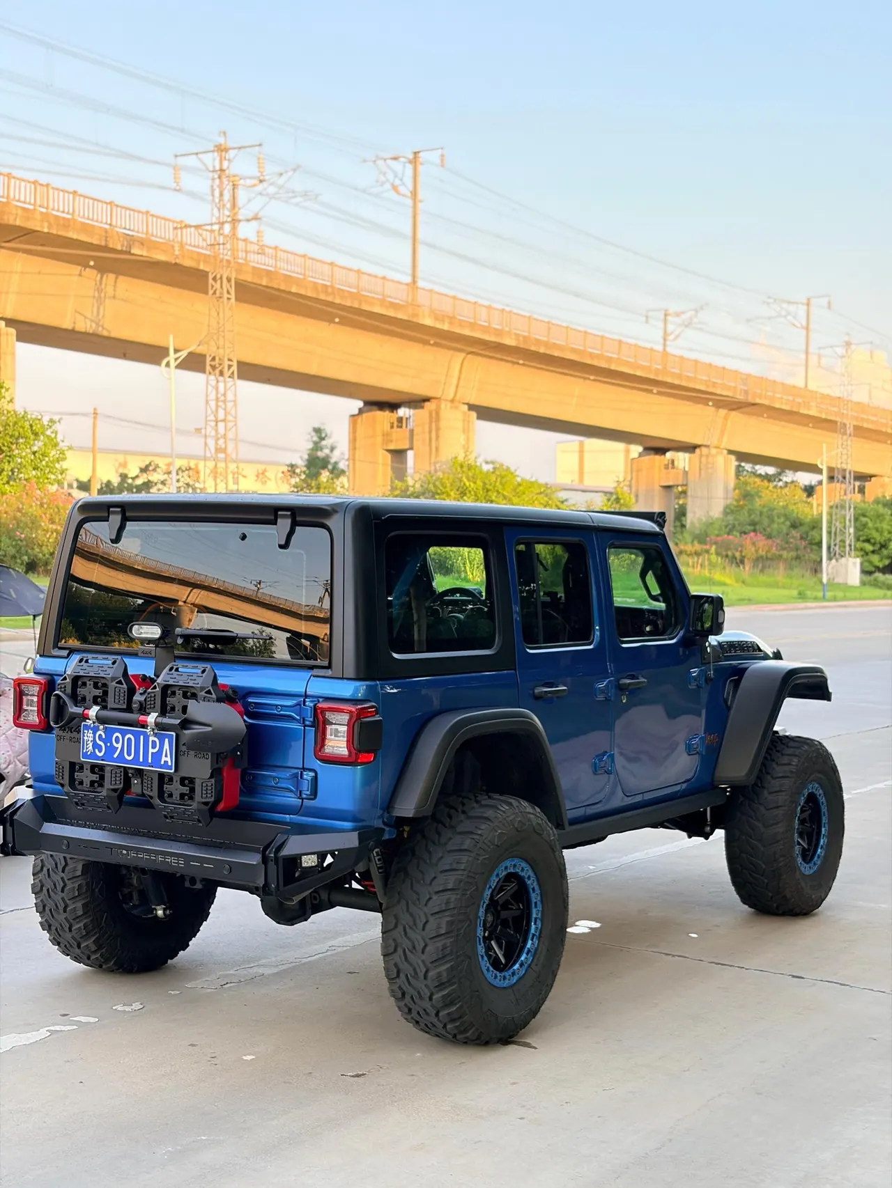 Jeep herdsman (Imported) 2022 herdsman 2.0T Highland Four-door Automatic Gear 4