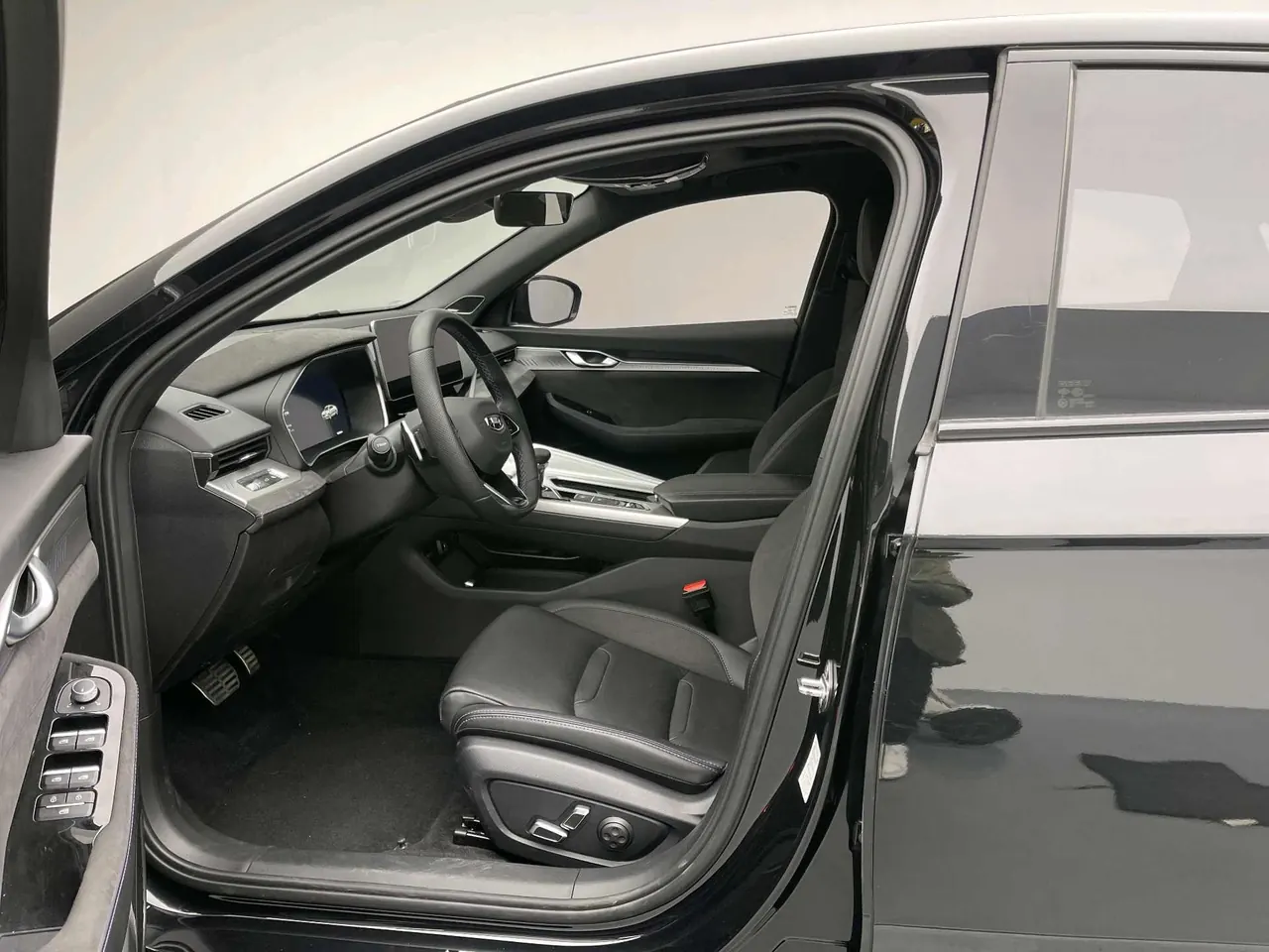 Geely 2024 Xingrui 2.0TD Qingyun Edition Automatic Gear 8