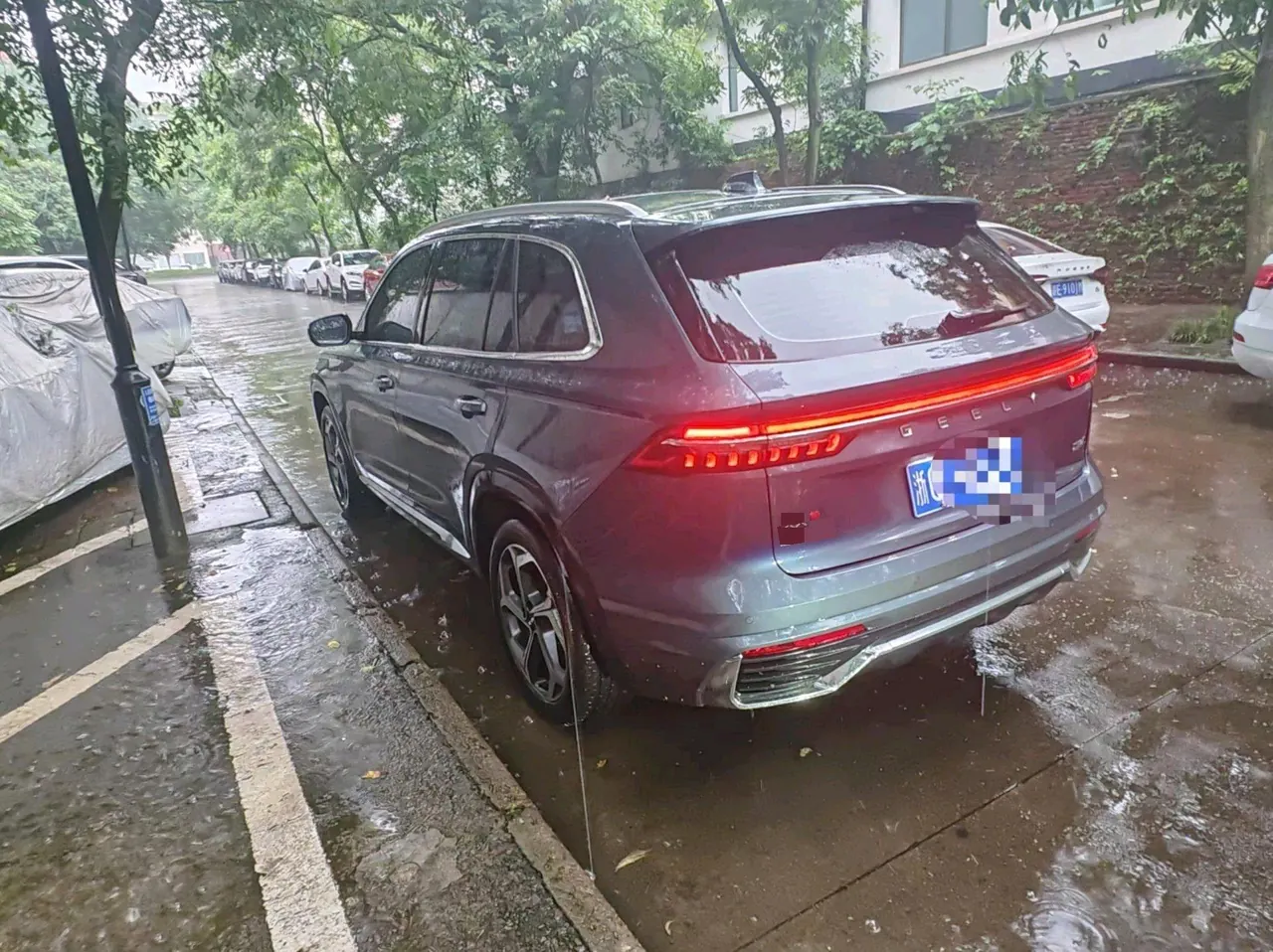 Geely 2024 XingyueL (Monjaro) 2.0TD High Power Two-Drive Enovate Edition Automatic Transmission 9