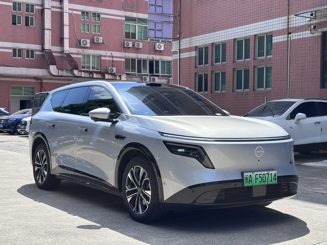 Nissan 2026 NX 8 310 Max Automatic 3