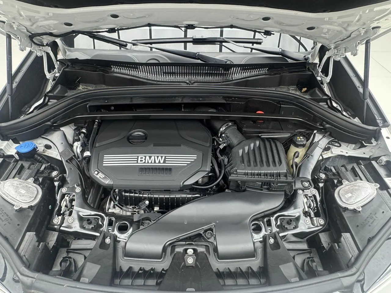 BMW 2022 X1 sDrive20Li 1.5T fashion automatic gear 15