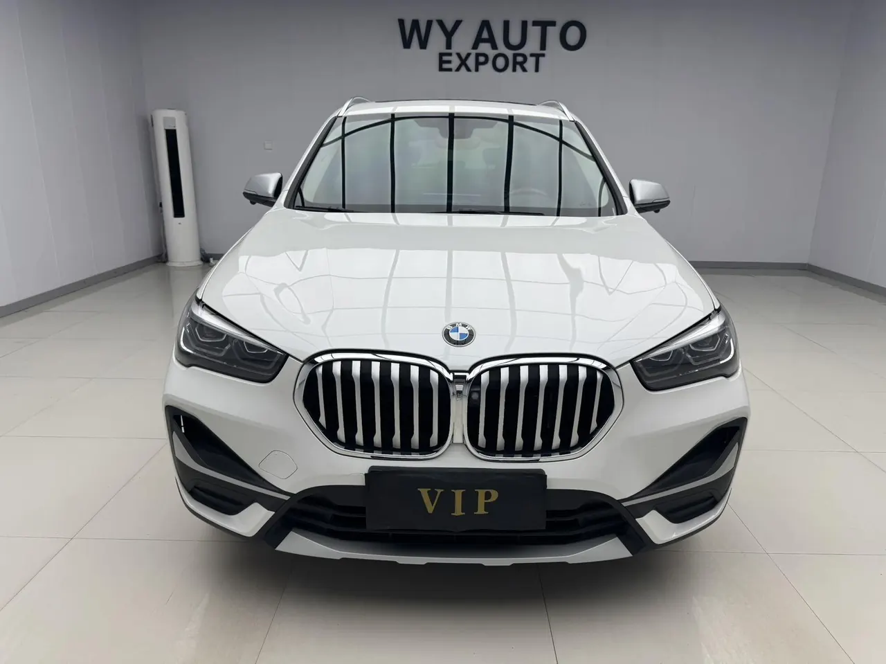 BMW 2022 X1 sDrive20Li 1.5T fashion automatic gear 2
