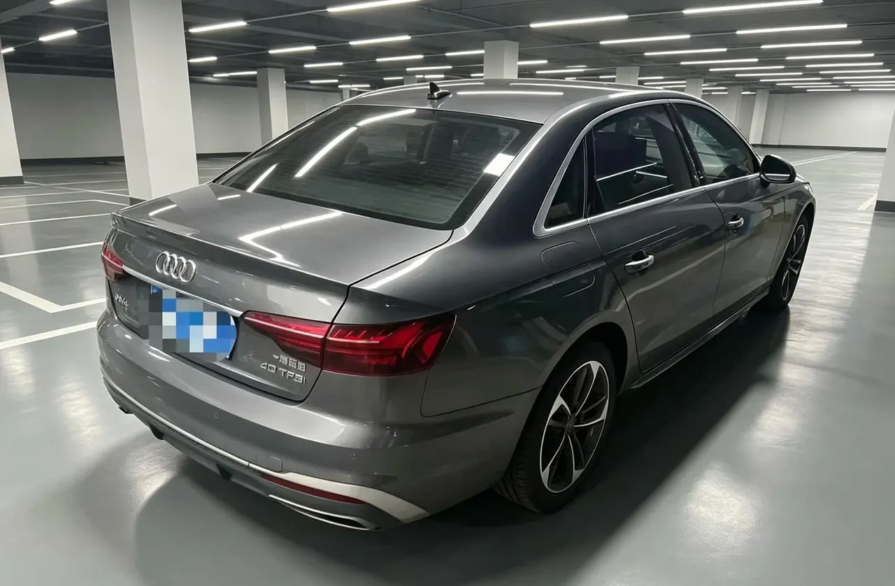 Audi 2020 A4L 2.0TFSI 40TFSI Fashion Dynamic Automatic 5