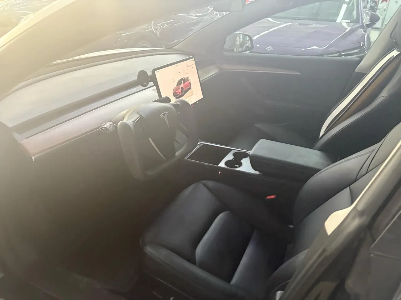 Tesla 2022 Model 3 rear-wheel drive version of automatic transmission 3