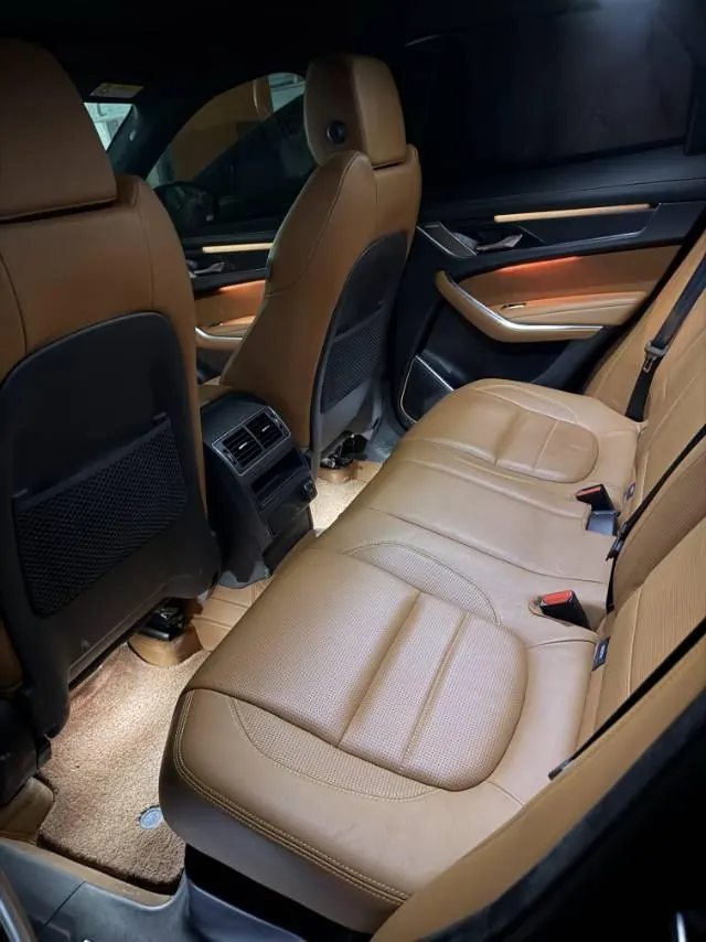 Jaguar F-PACE (Imported) 2023 F-PACE 48V 3.0T P400 SPORT Automatic Gear 4