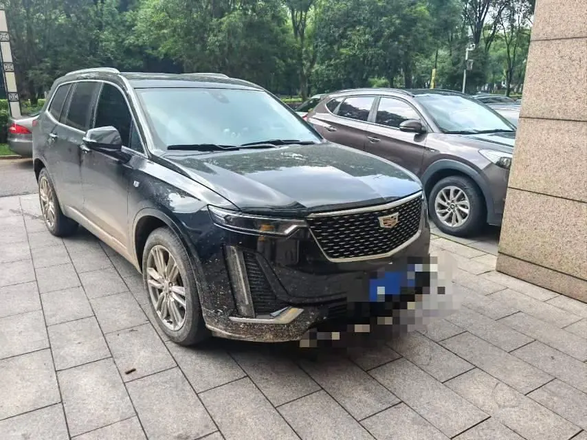Cadillac 2022 XT6 48V 2.0T 6-seat two-wheel drive luxury automatic gear 2
