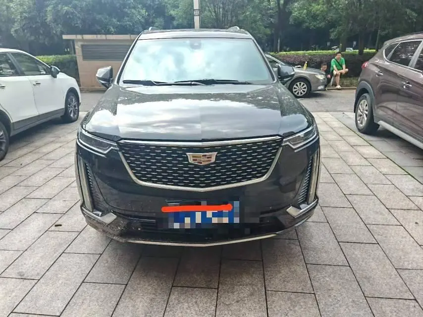 Cadillac 2022 XT6 48V 2.0T 6-seat two-wheel drive luxury automatic gear 3