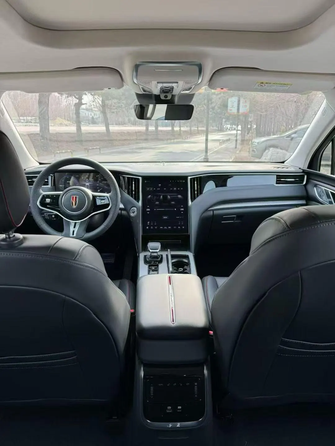 HongQi 2024 HS7 PHEV 2.0T 4-wheel drive flag smooth version 6-seat automatic gear 3