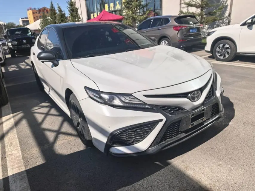 Toyota 2023 Camry 2.5S Knight Edition Automatic 3