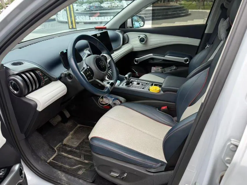 BYD Yuan PLUS 2022 Yuan PLUS 430KM Honorable Automatic Gear 2