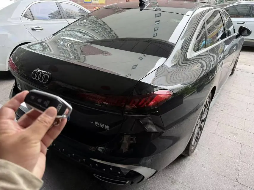 Audi 2026 A6L 2.0T Quattro Enjoy Elegant Automatic Gear 3