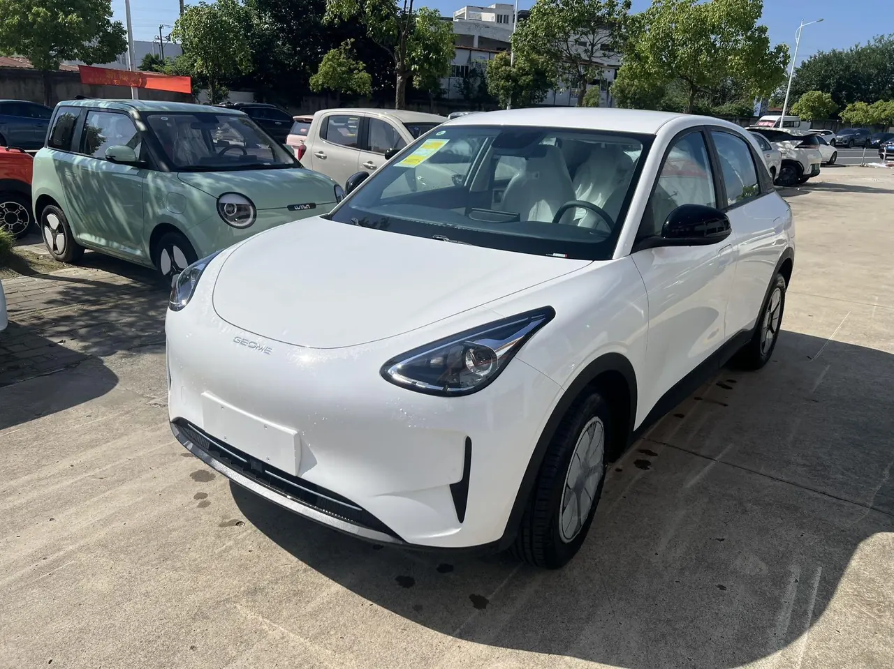 Open image lightbox: Geely 2026 Star Wish 310km Youth Edition Automatic Gear