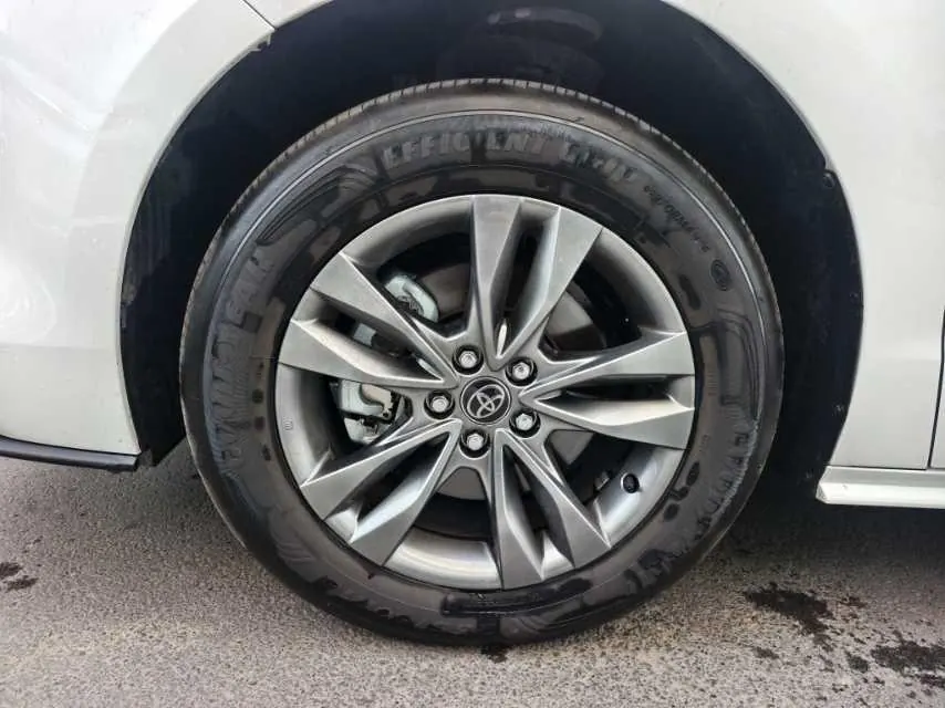 Toyota 2026 Sana 2.5 Stepless Two-Drive Comfort Edition Automatic Transmission 9