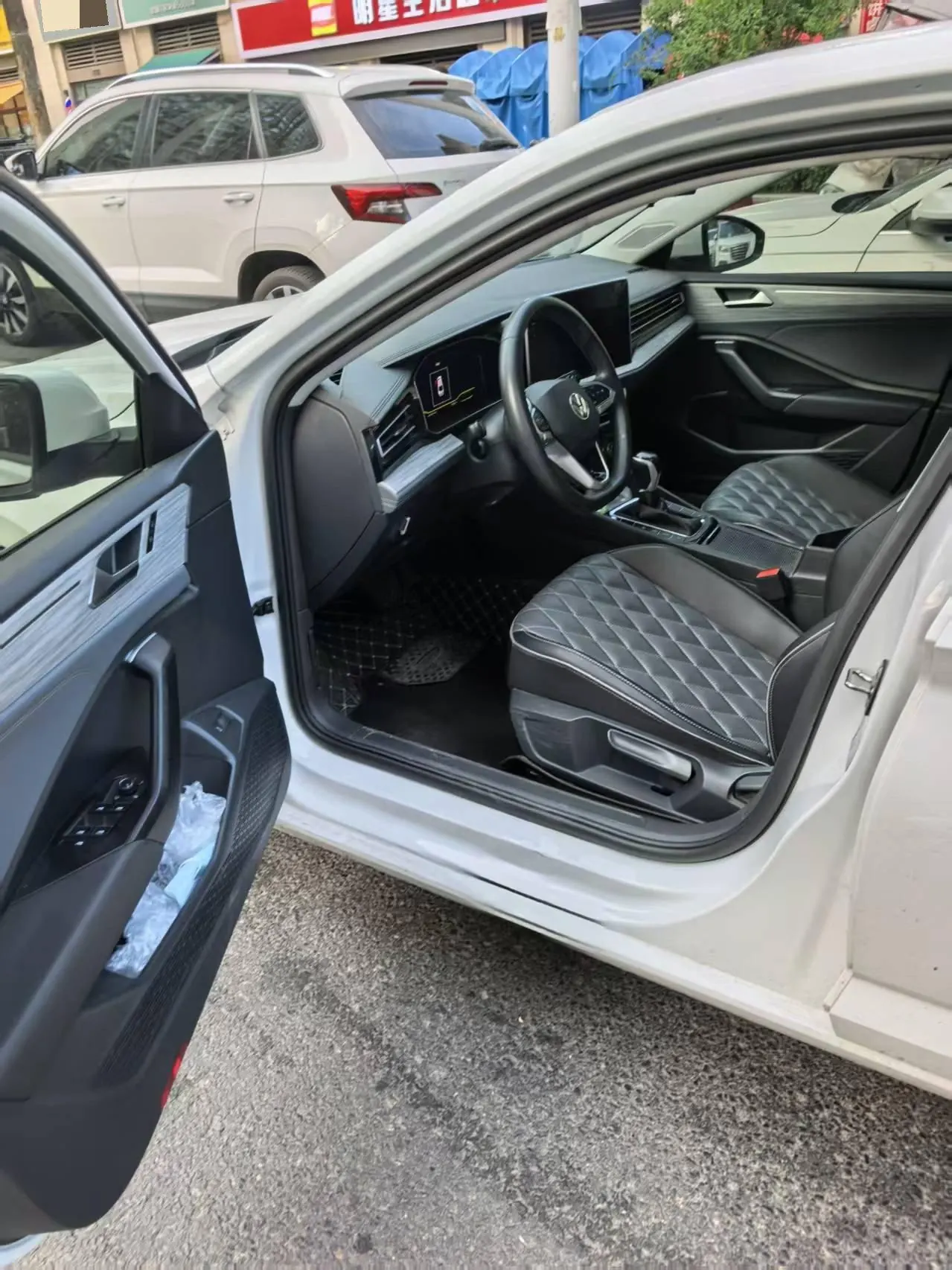 Volkswagen 2023 Sagitar 1.5TSI 300TSI Exceed Edition Automatic 3