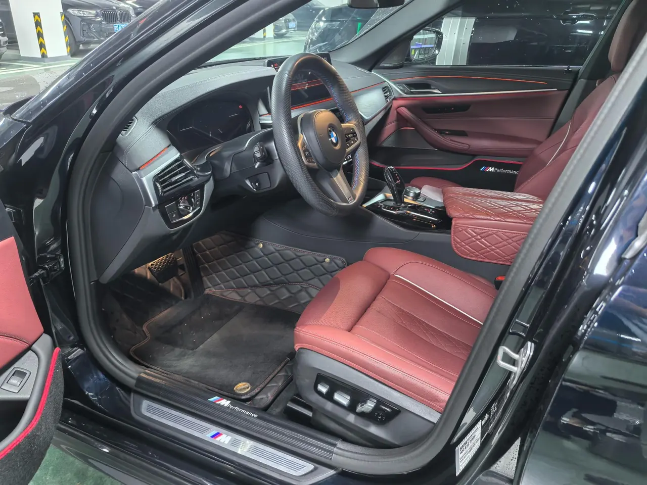 BMW 5 Series 2022 530Li 2.0T Exclusive M Sports Suit (Change 2) Automatic Gear 2