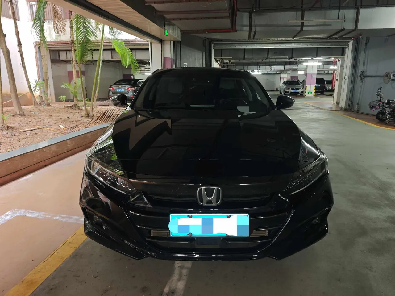 Honda 2022 10th Generation Accord 1.5T Stepless 260TURBO Magic Night Premium Edition Automatic Gear 2