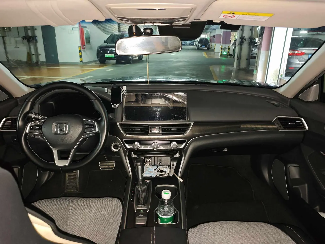 Honda 2022 10th Generation Accord 1.5T Stepless 260TURBO Magic Night Premium Edition Automatic Gear 4