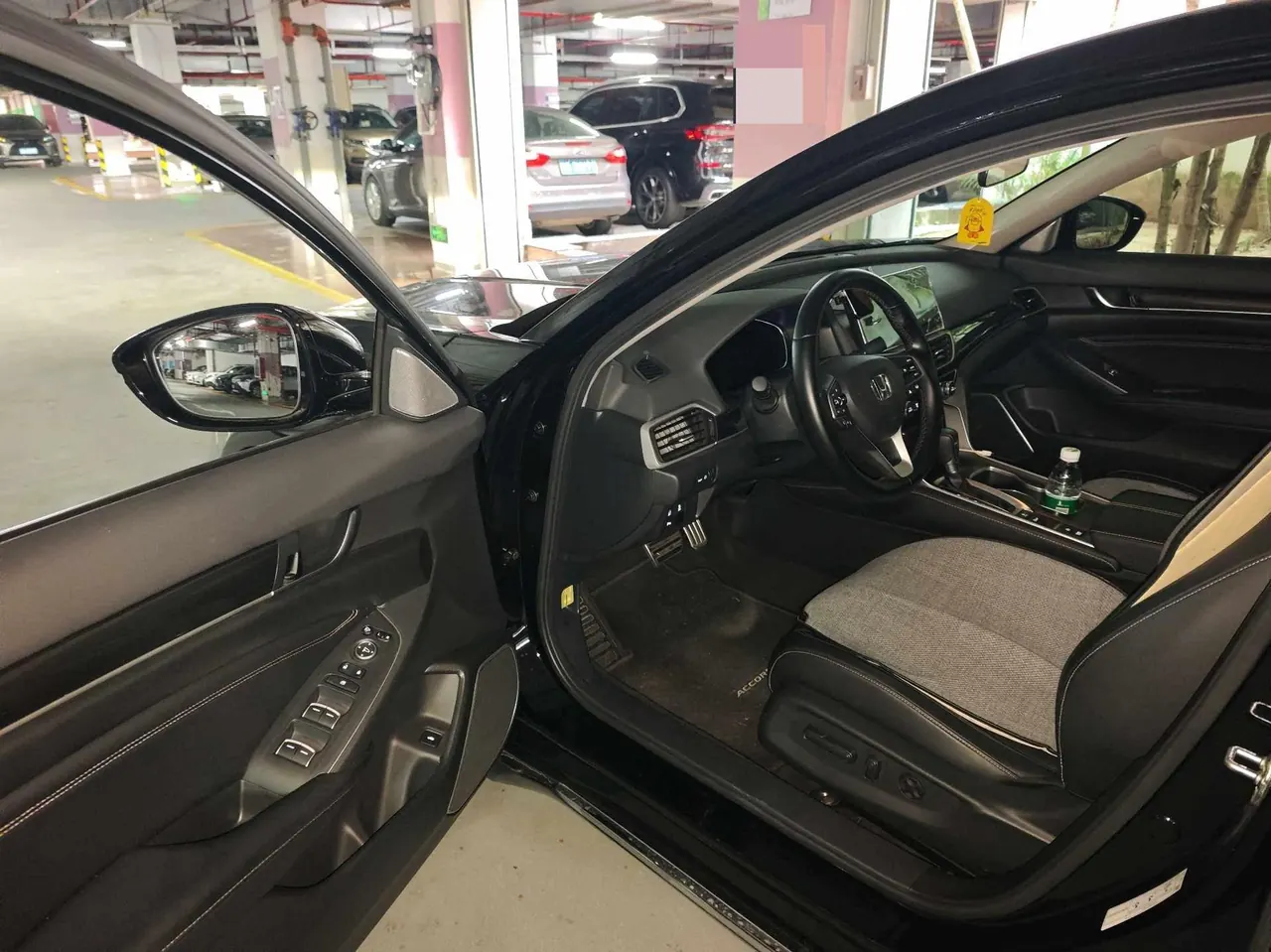 Honda 2022 10th Generation Accord 1.5T Stepless 260TURBO Magic Night Premium Edition Automatic Gear 5