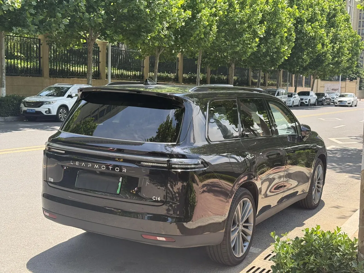 Leapmotor 2026 C 16 280 Laser Radar Zhizun Edition 6-seat Automatic Gear 6