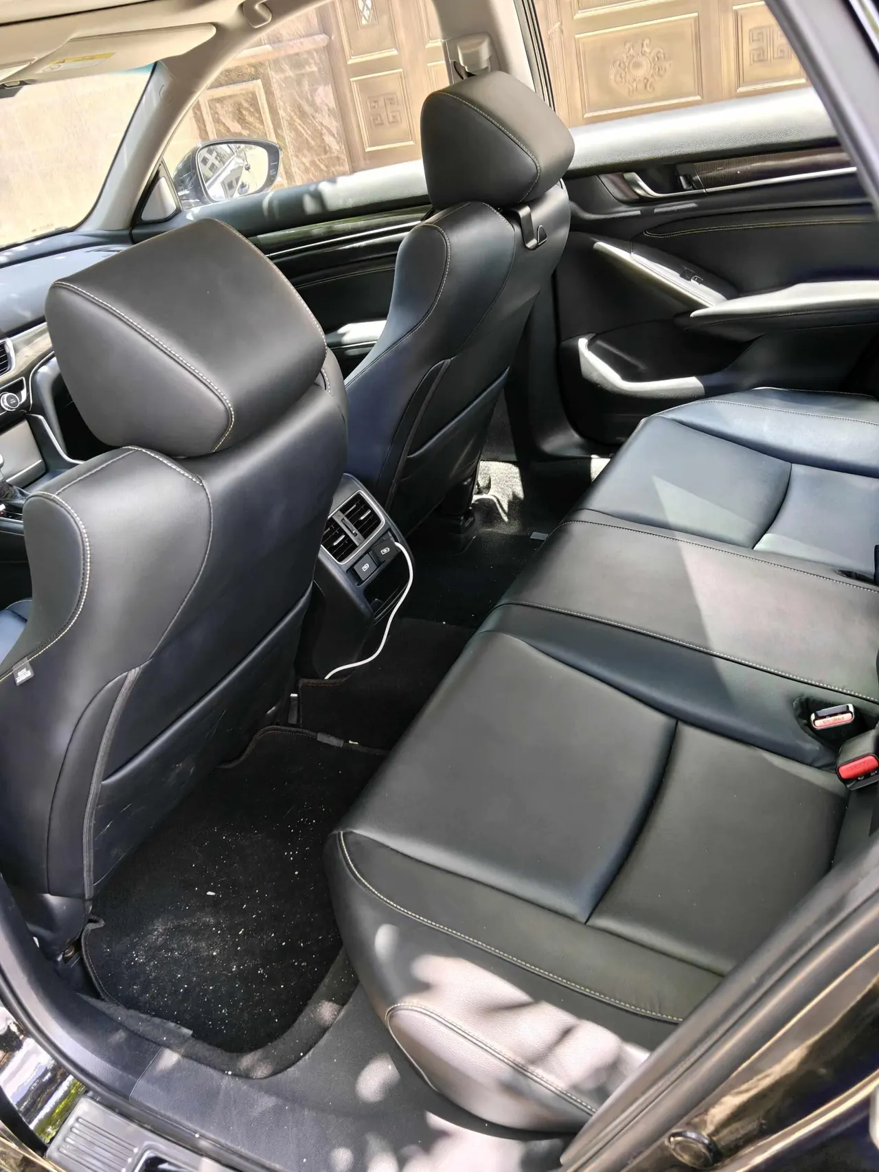 Honda 2022 10th Generation Accord 1.5T Stepless 260TURBO Magic Night Premium Edition Automatic Gear 3