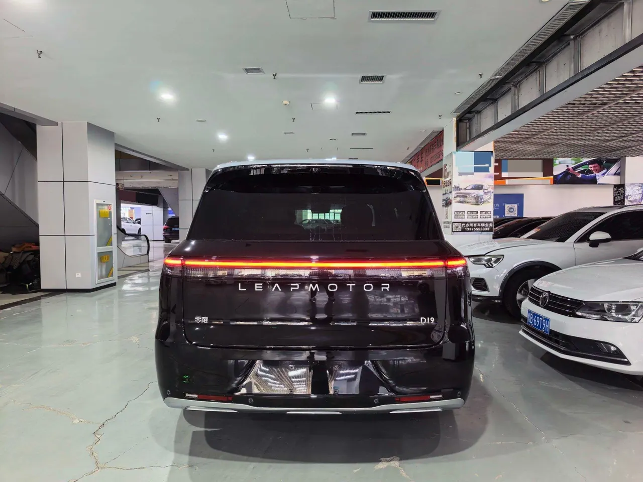 Leapmotor 2026 D 19 720 Zhizun Edition 6-seat Automatic Gear 8