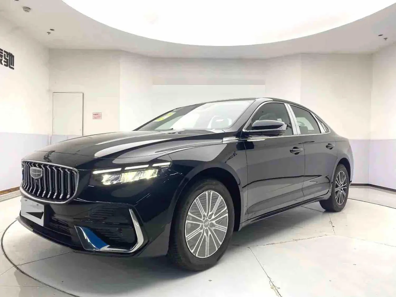 Geely 2026 xingrui 1.5TD oriental obsidian soaring version automatic gear - View 1