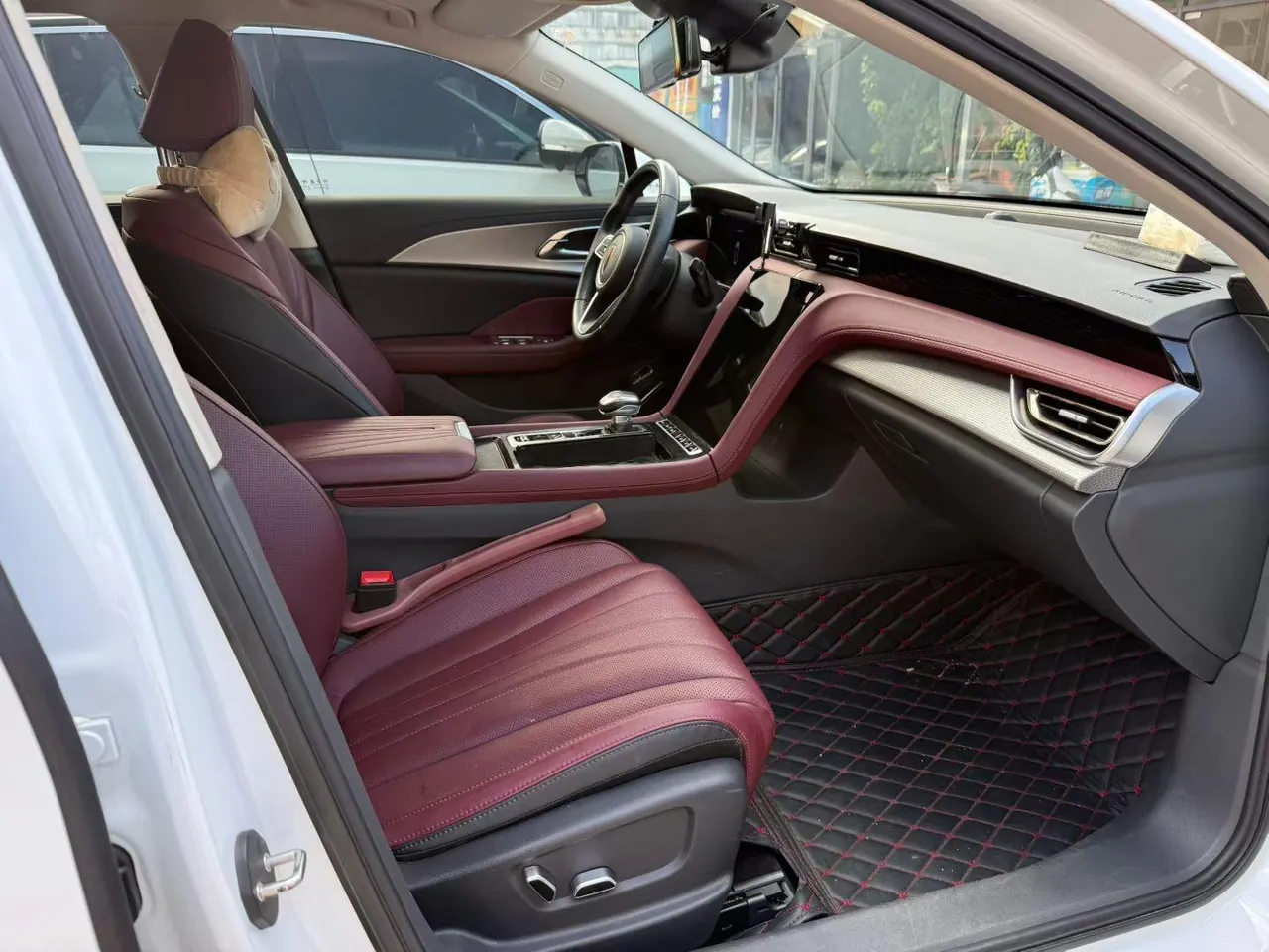 HongQi 2023 H5 2.0T Zhilian Flag Edition Automatic Gear 3