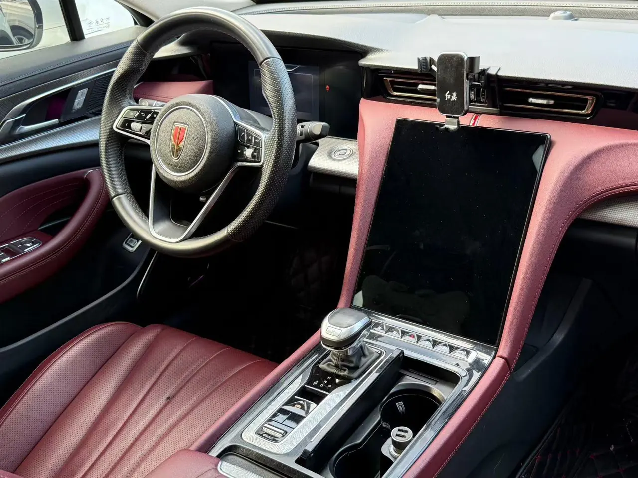 HongQi 2023 H5 2.0T Zhilian Flag Edition Automatic Gear 4