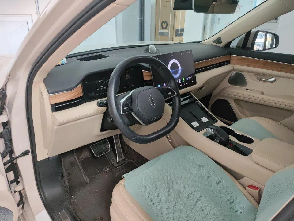 AITO 2023 AITO M5 EV rear drive standard version automatic gear 7