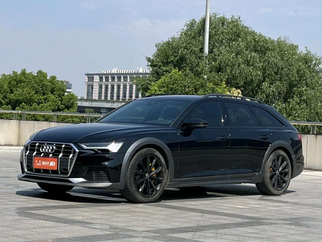 Открыть галерею: Audi A6 (Imported) 2022 A6 Allroad 48V 3.0TFSI 55TFSI Quattro Explorers Enjoy Off-road Automatic Gear