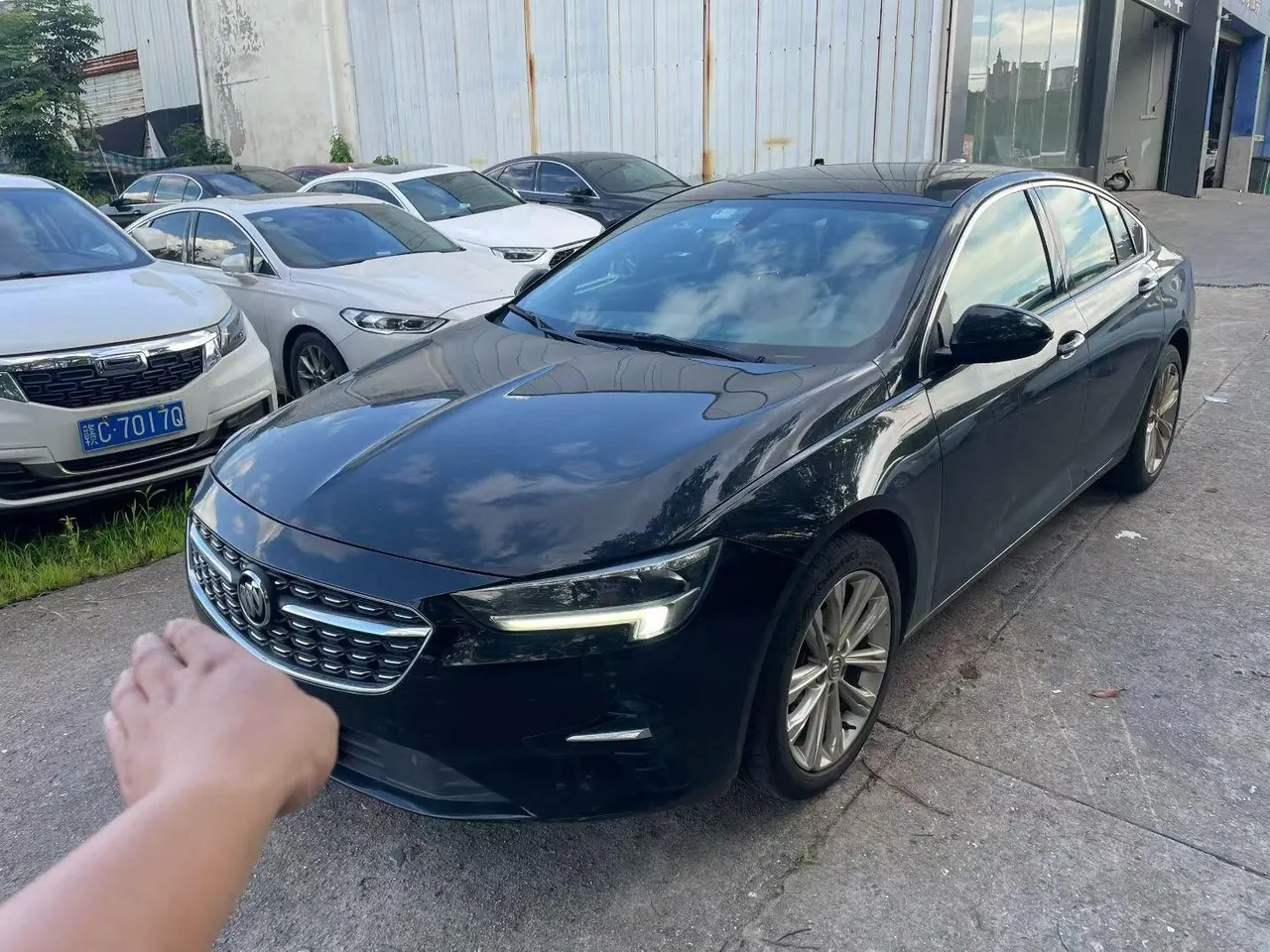 Открыть галерею: Buick 2022 Regal 2.0T 652T Smart Automatic Gear