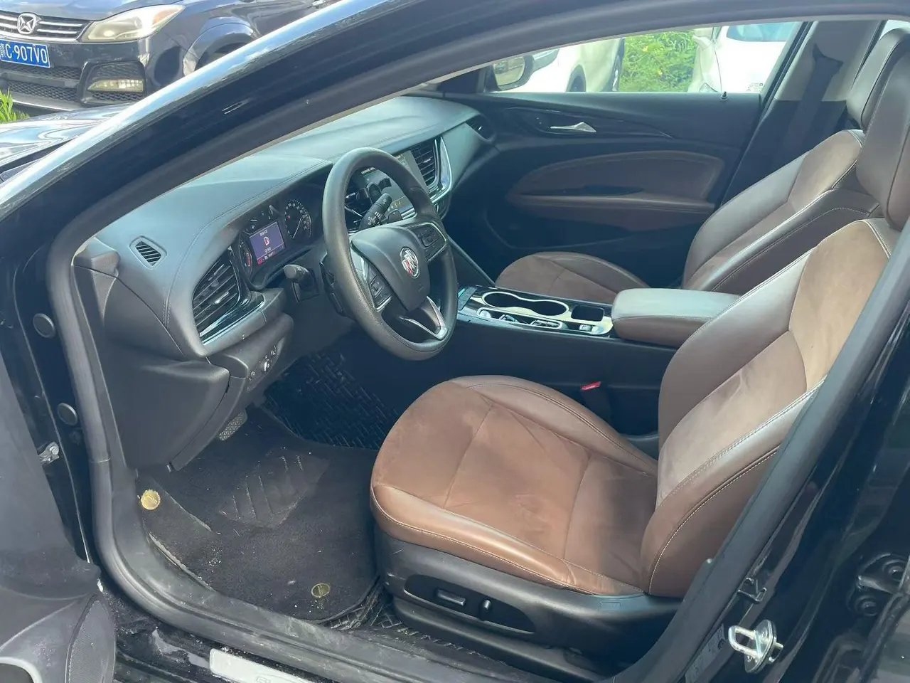Buick 2022 Regal 2.0T 652T Smart Automatic Gear 2