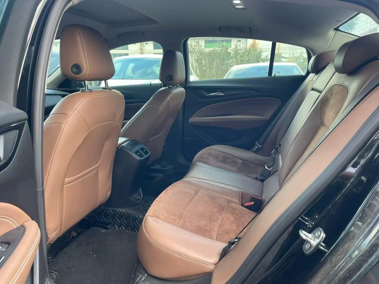 Buick 2022 Regal 2.0T 652T Smart Automatic Gear 4