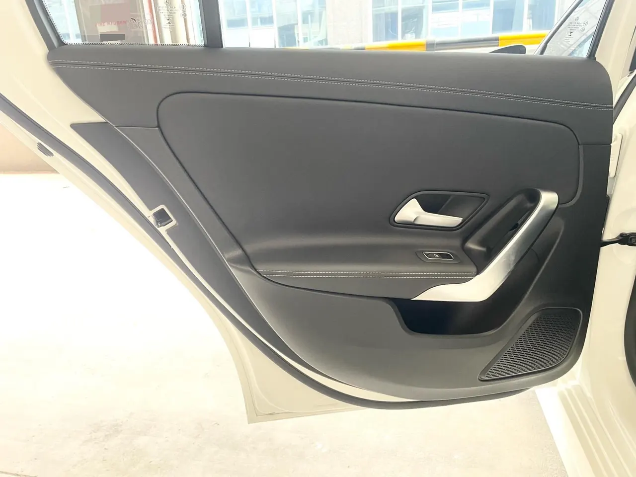 Mercedes Benz Class A 2022 A 200 L 1.3T Fashion Automatic Gear 11