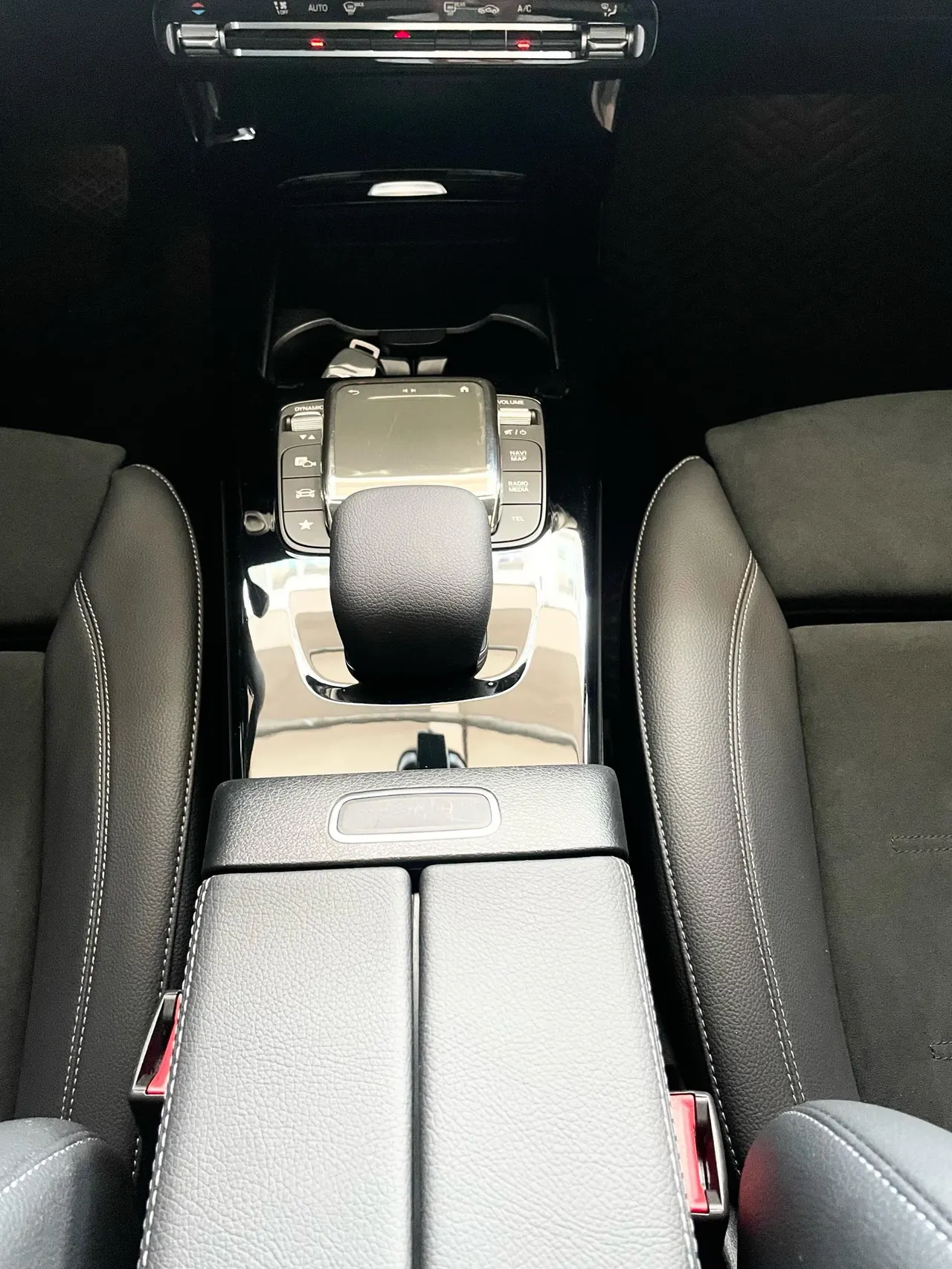 Mercedes Benz Class A 2022 A 200 L 1.3T Fashion Automatic Gear 13