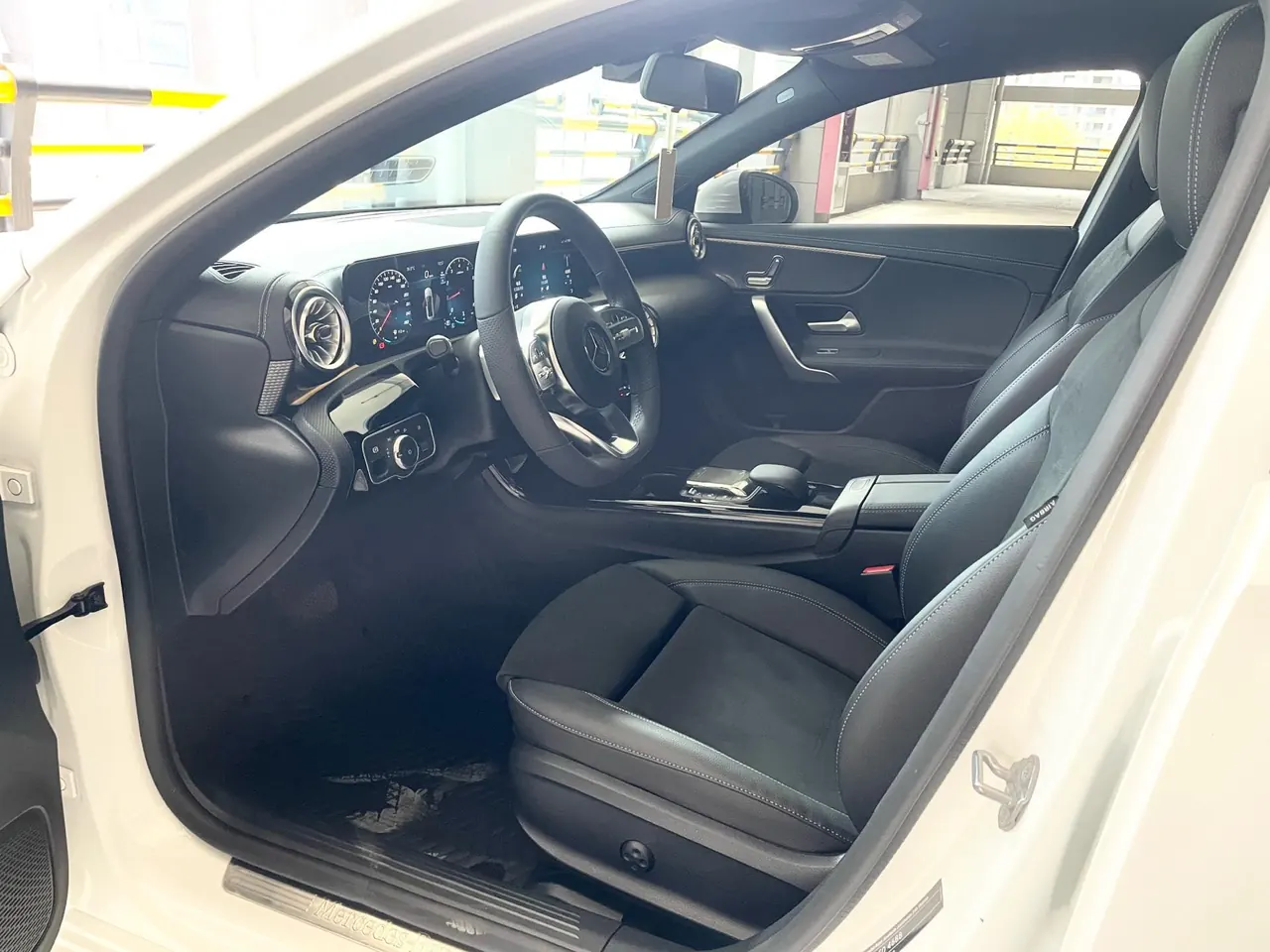 Mercedes Benz Class A 2022 A 200 L 1.3T Fashion Automatic Gear 7