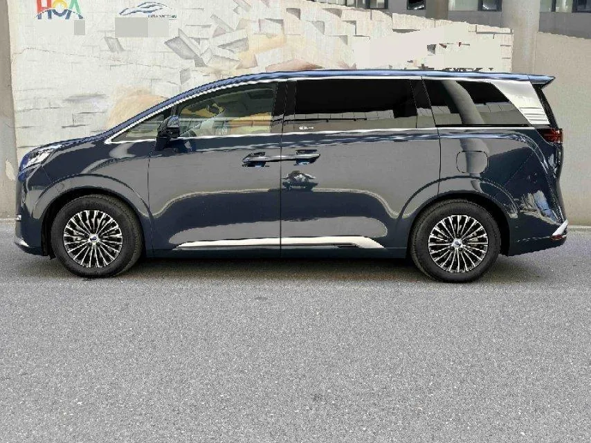 Denza 2022 Denza D9 DM-i 1.5T stepless 970 four-wheel drive flagship automatic gear 3