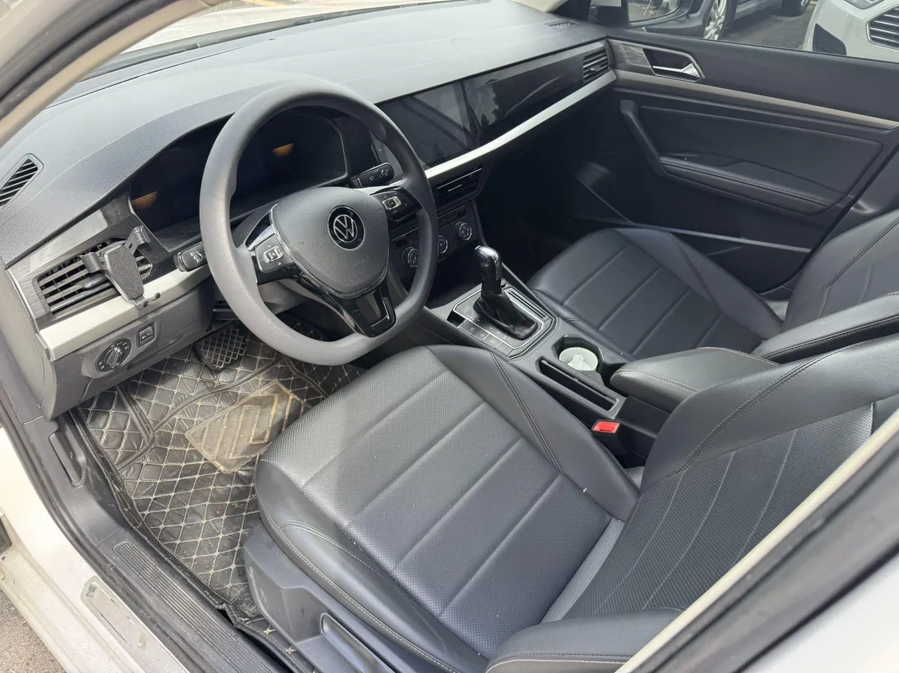 Volkswagen 2022 Lavida 1.5 Comfort Edition Automatic Gear 4